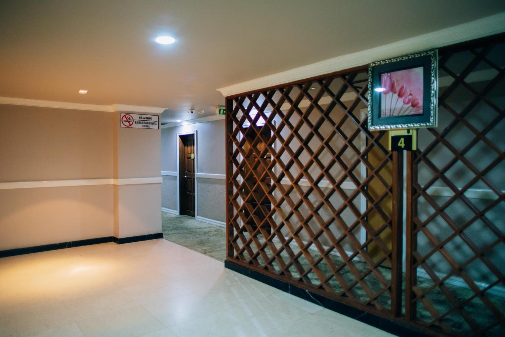 Gold Crest Hotel Mwanza Exterior foto